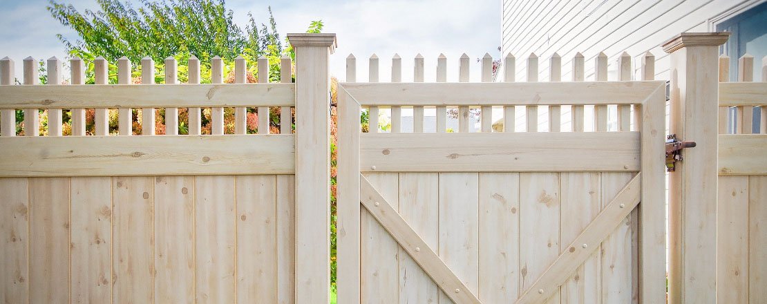 fence builder in Syracuse